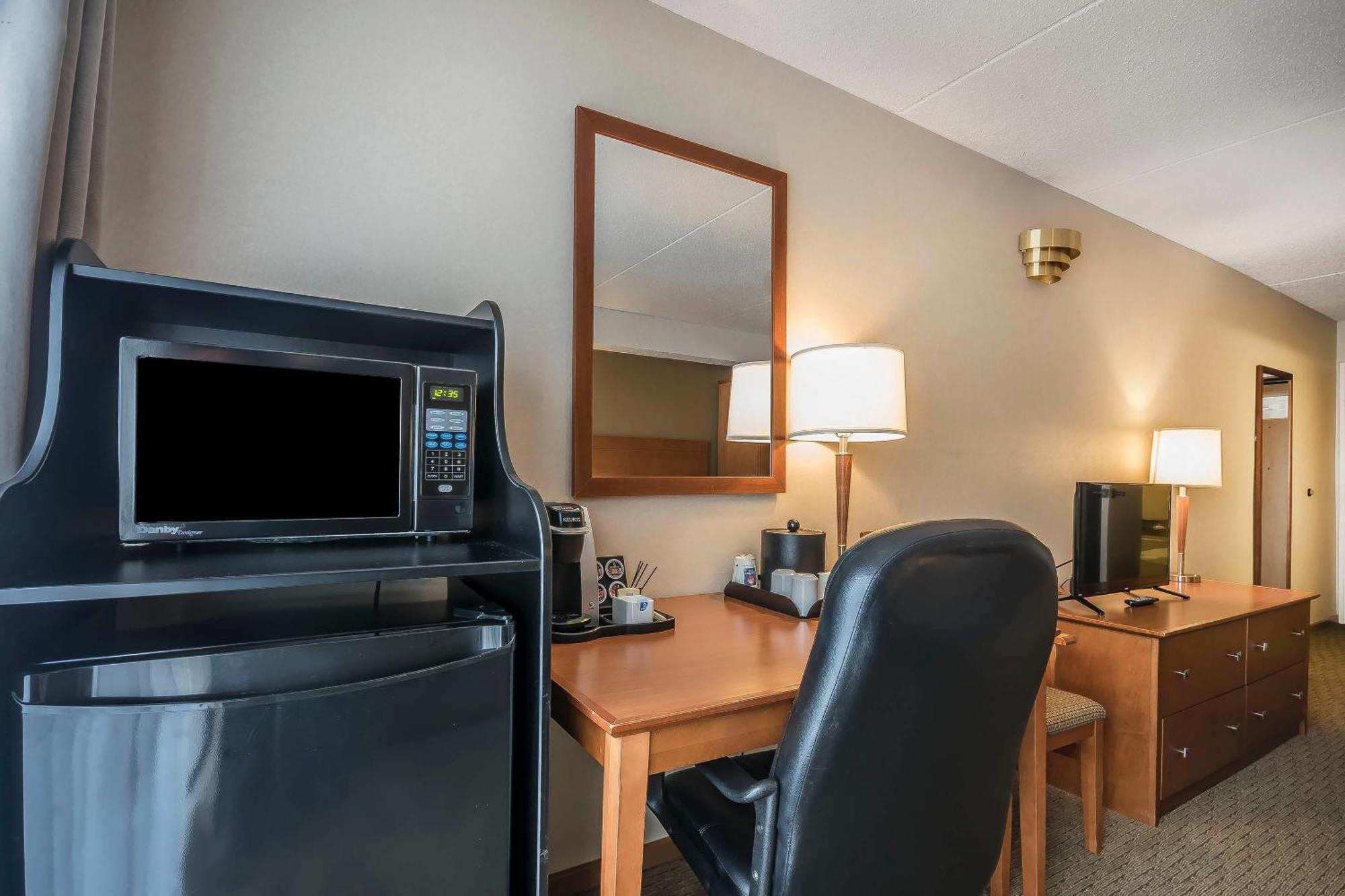 Comfort Inn Chilliwack Exteriör bild