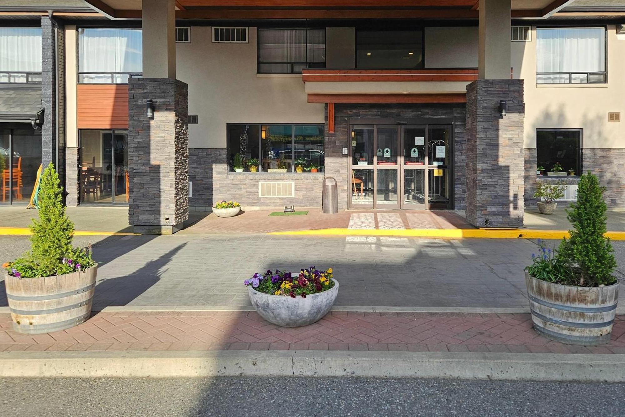 Comfort Inn Chilliwack Exteriör bild